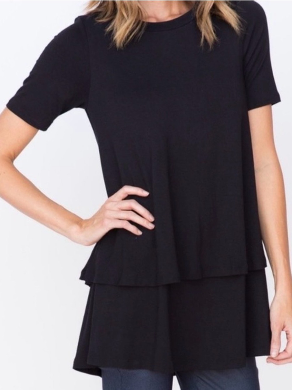 Agnes & Dora Black Tiered Tunic Short Sleeve Top